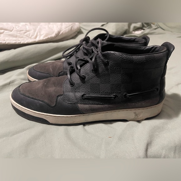 Louis Vuitton Shoes - Picture 1 of 7